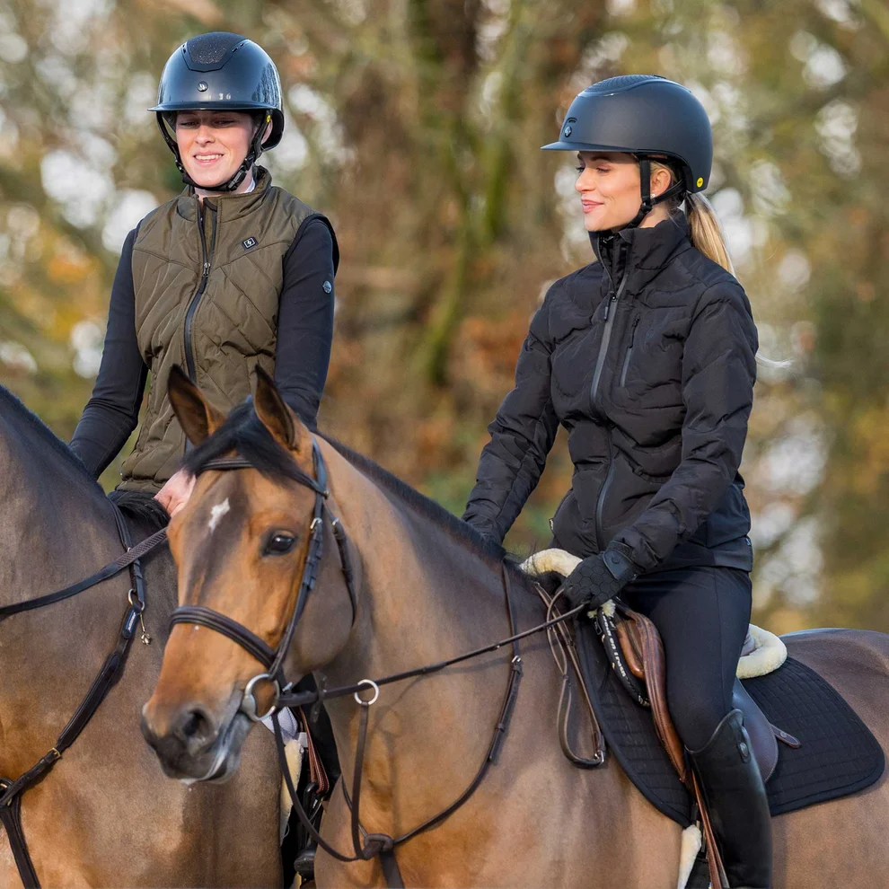 Back on Track OUTTRAKK Damen-Steppjacke, schwarz
