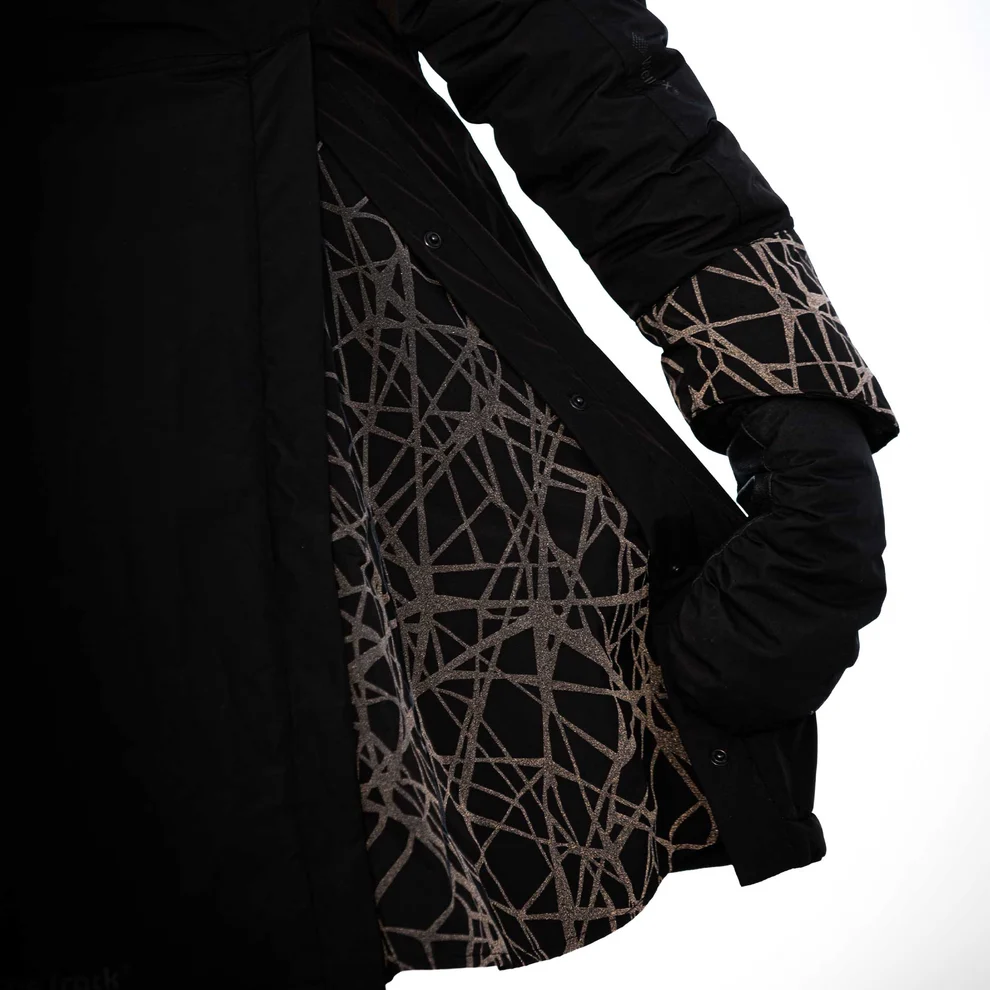 Back on Track OUTTRAKK Reflektierender Damen-Mantel ,schwarz