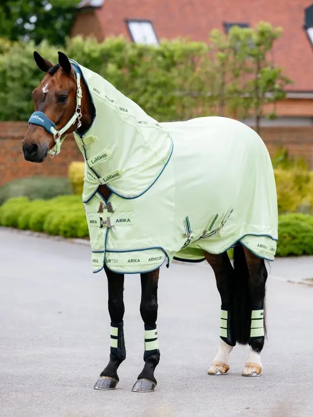 LeMieux Arika Armour-Tek Fliegendecke, Macaron