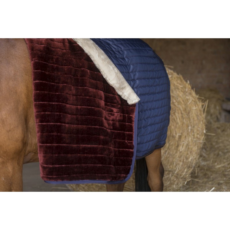 EQUITHÈME "Teddy", Stalldecke, mit synthetischem Lammfell-Futter, marineblau