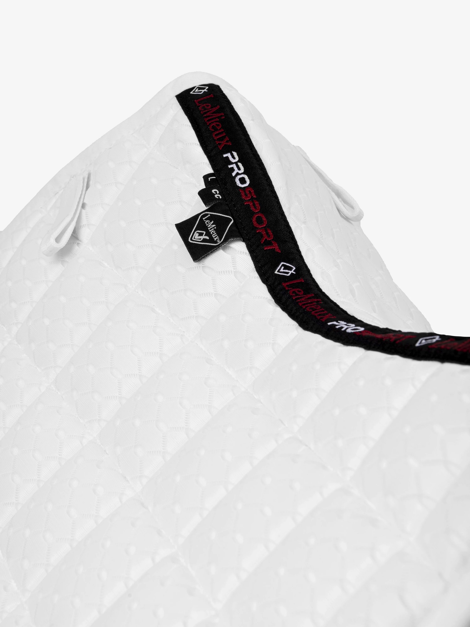 LeMieux Carbon Mesh Close Contact Schabracke