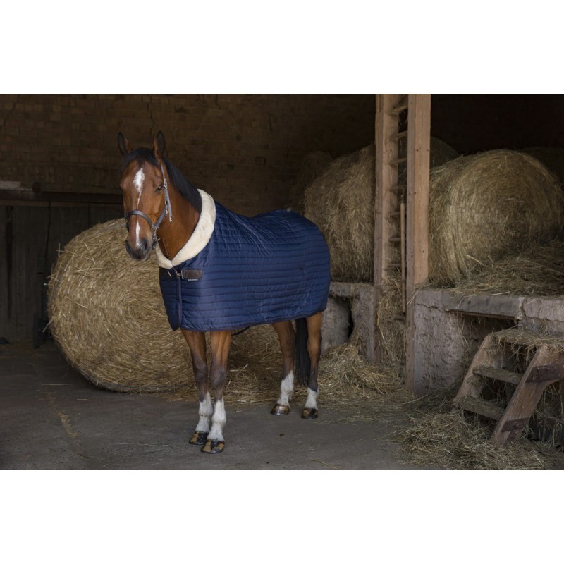 EQUITHÈME "Teddy", Stalldecke, mit synthetischem Lammfell-Futter, marineblau