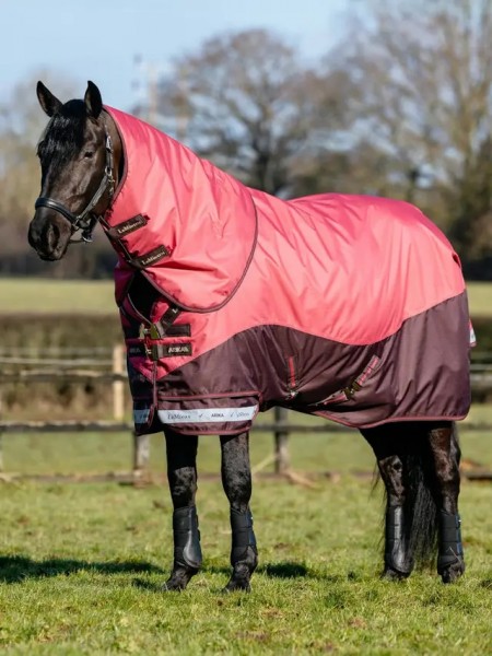 LeMieux  Arika Ripstop Weidedecke 100 g Füllung, Cranberry